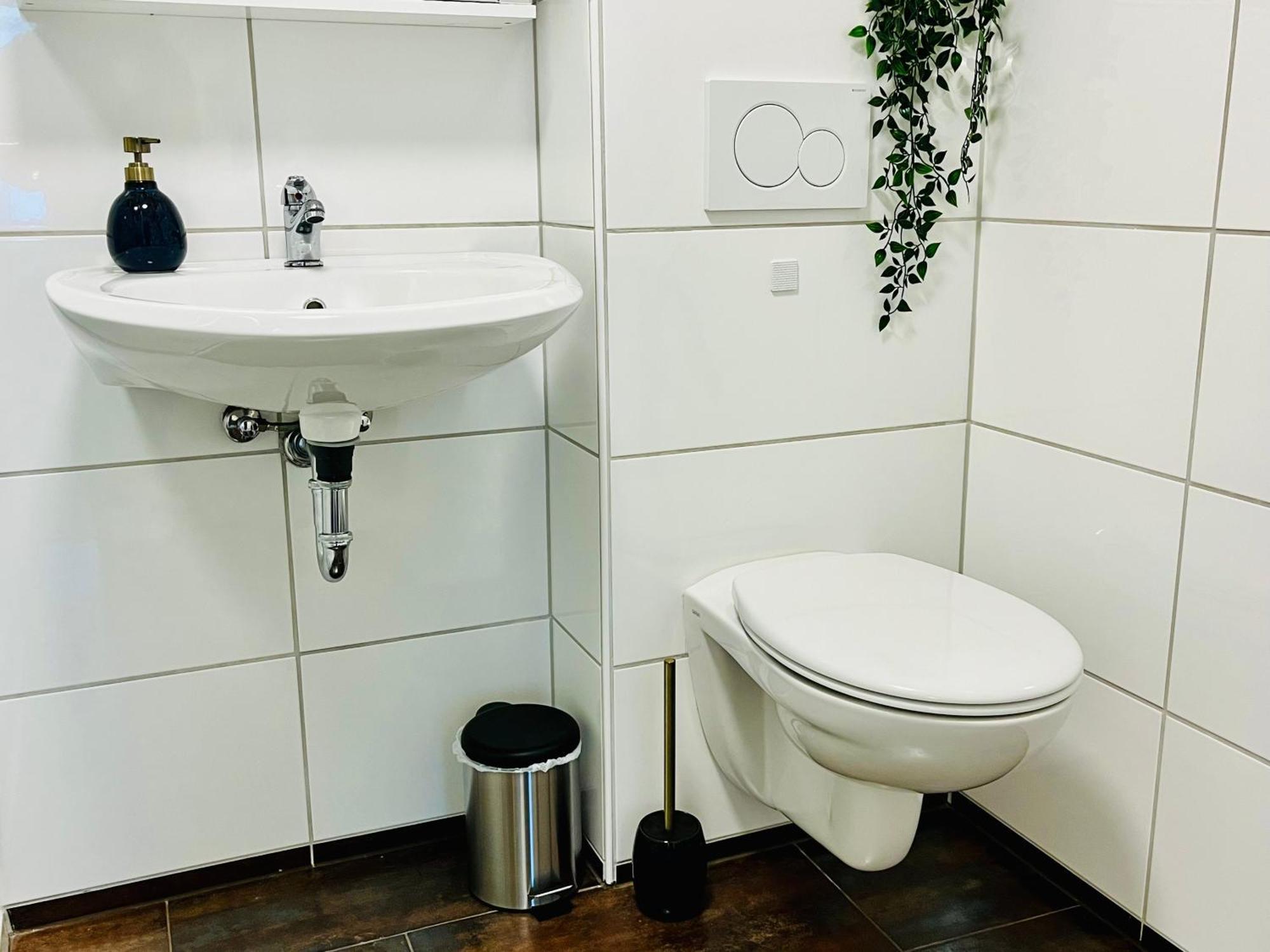 Aycatcherhomes - Top Lage I Zentral I Altstadt Marburg I Naehe Fluss Lahn I Wlan I Parterre Boutique Apartment Orion المظهر الخارجي الصورة
